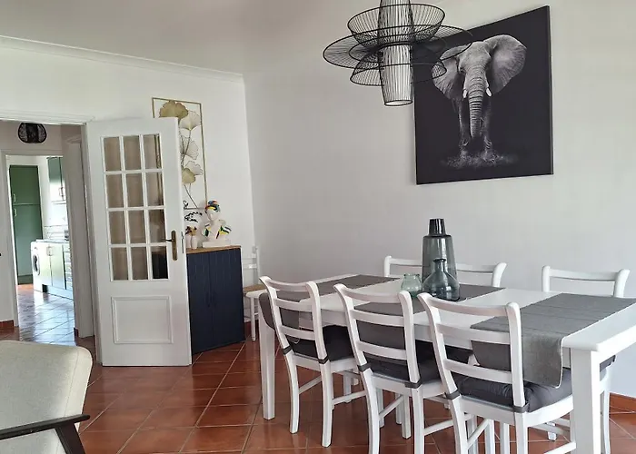 Apartment Olhos Do Mar *