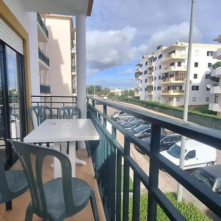 Apartment Olhos Do Mar *