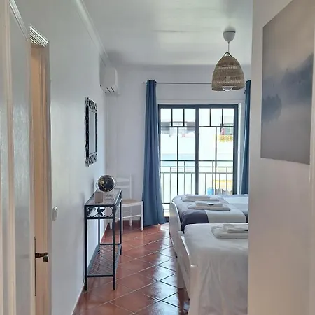 Apartment Olhos Do Mar
